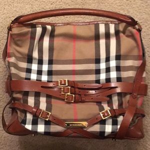 Burberry Gosford bag. Tags included